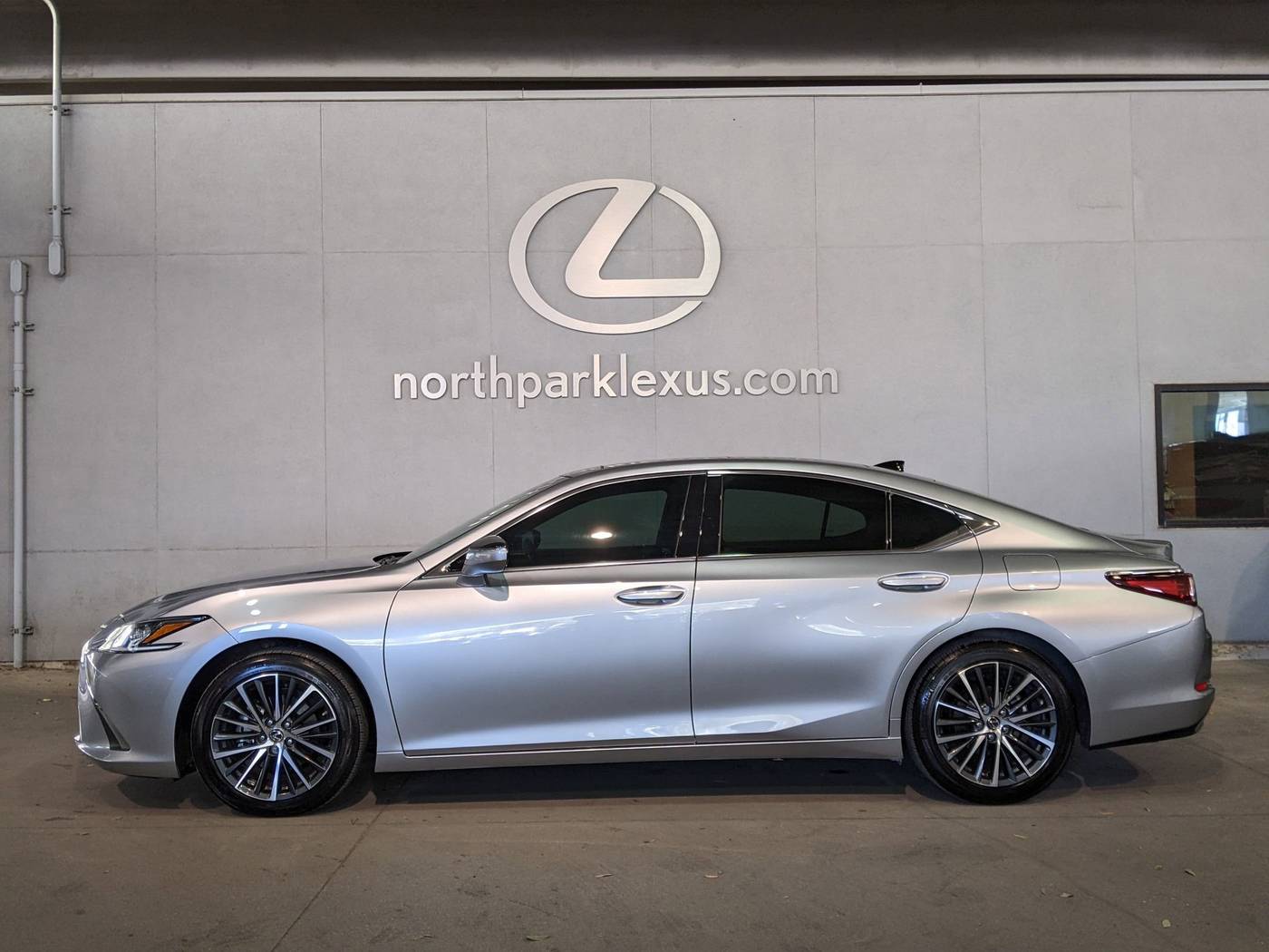 2023 Lexus ES ES 350 — Sedan — 8,782 mi — San Antonio, TX