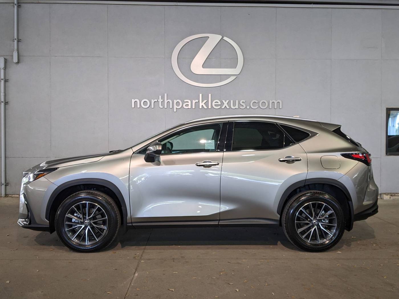 2025 Lexus NX NX 250 — SUV — 100 mi — San Antonio, TX