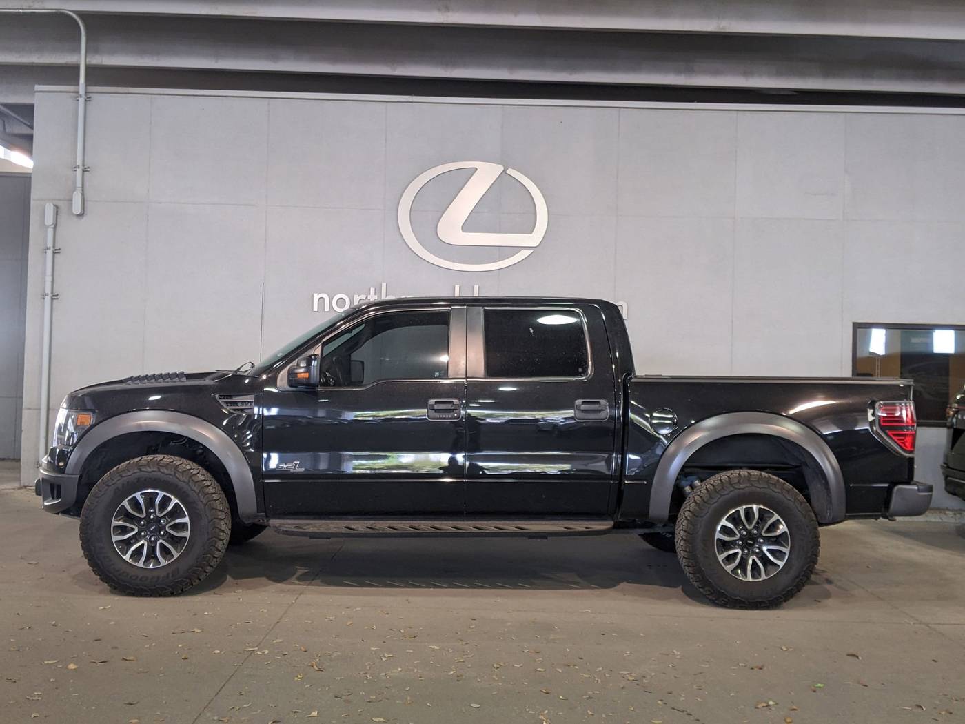 2014 Ford F-150 Raptor — Pickup Truck — 48,502 mi — San Antonio, TX