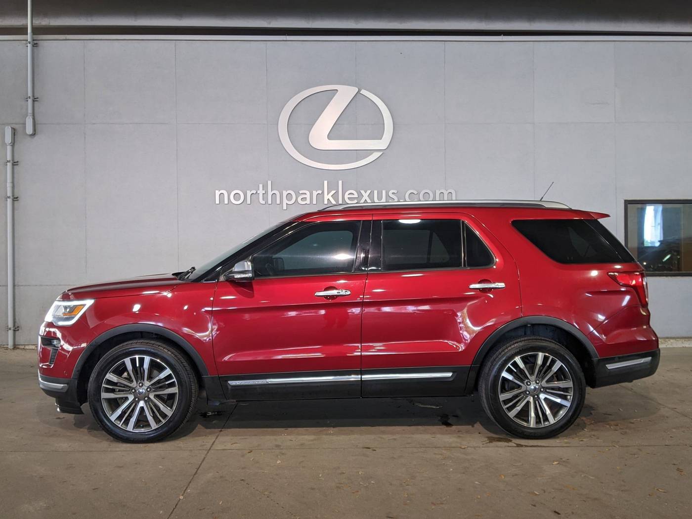 2018 Ford Explorer Platinum — SUV — 70,605 mi — San Antonio, TX