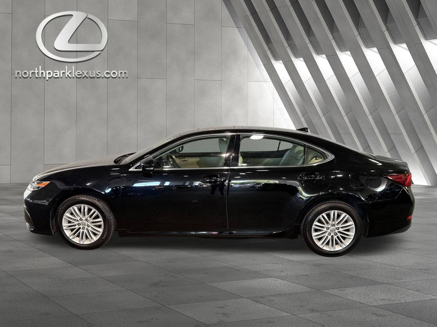 2017 Lexus ES ES 350 — Sedan — 61,898 mi — San Antonio, TX