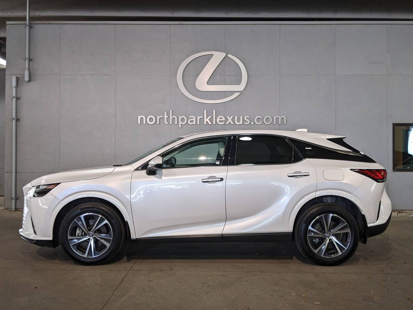 2023 Lexus RX RX 350 — SUV — 27,918 mi — San Antonio, TX
