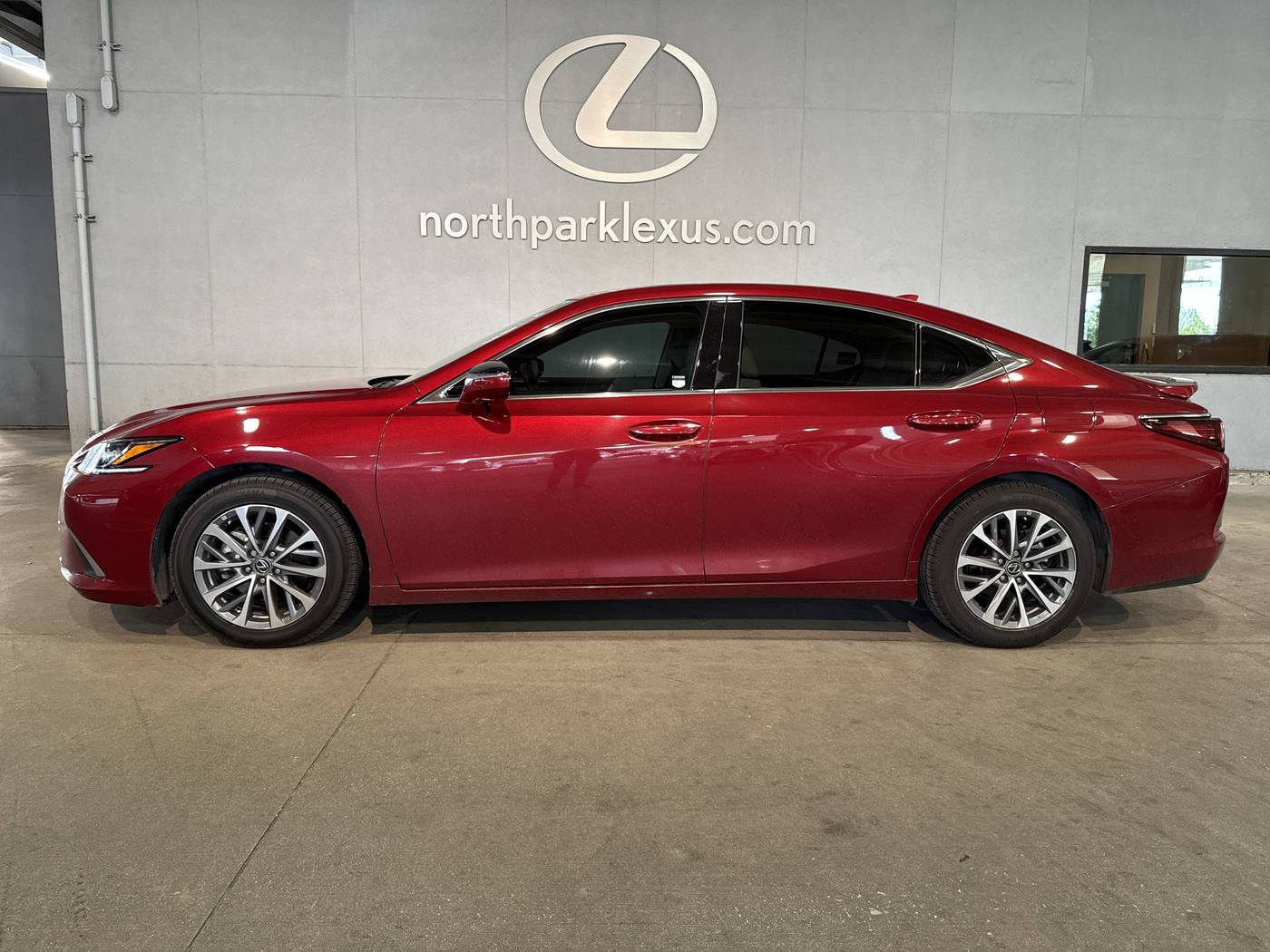 2022 Lexus ES ES 350 — Sedan — 35,587 mi — San Antonio, TX