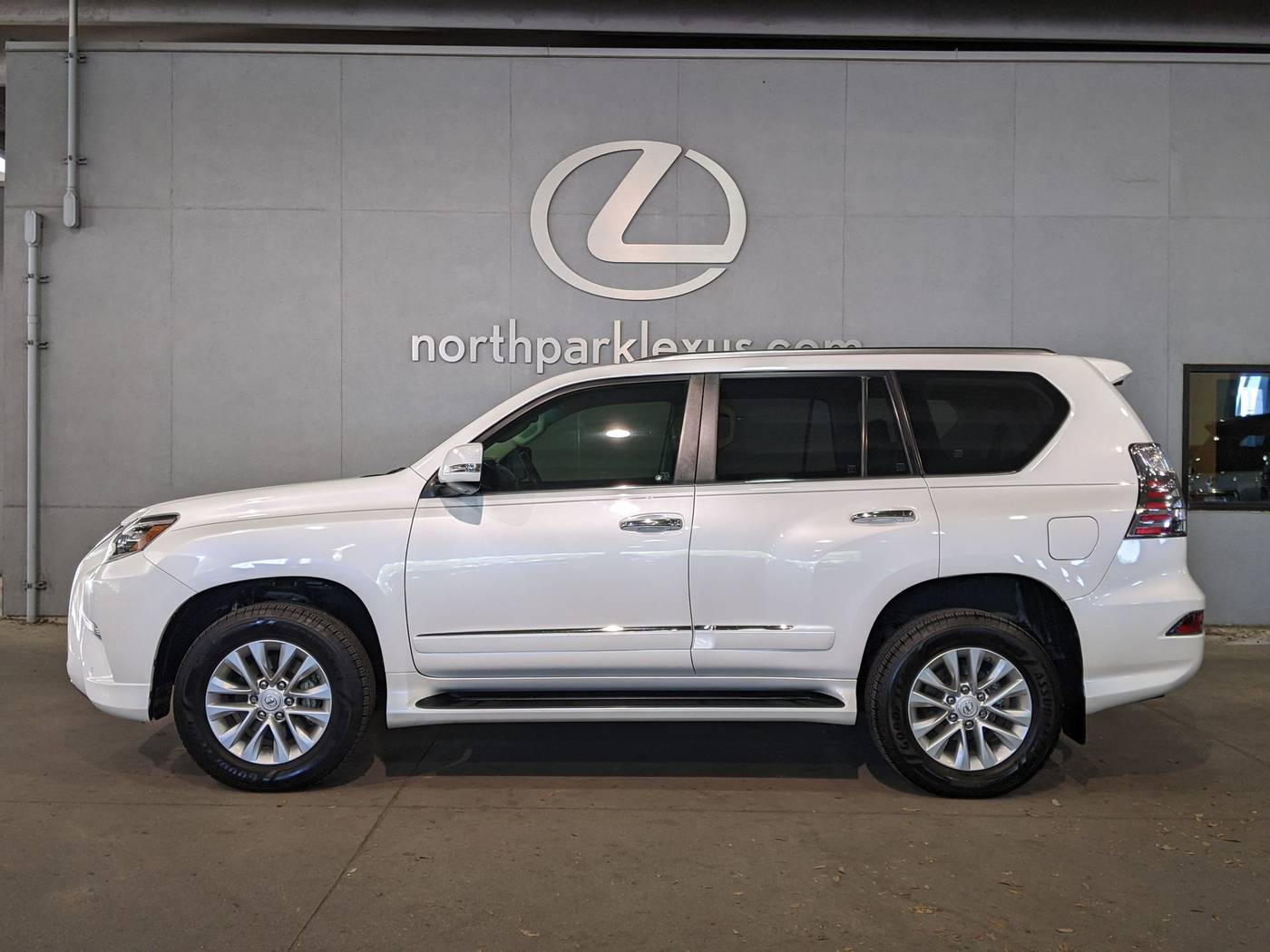 2017 Lexus GX GX 460 Premium — SUV — 53,047 mi — San Antonio, TX