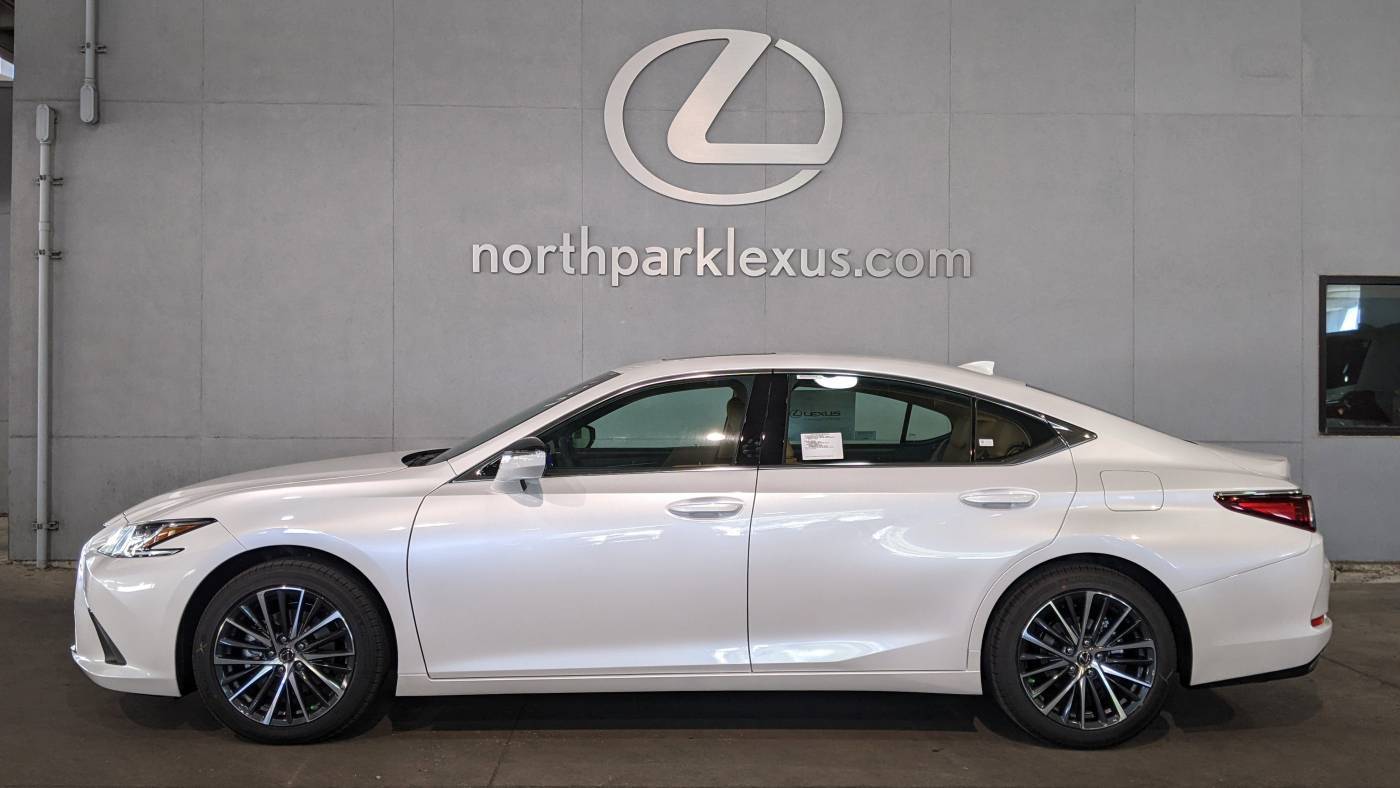 2025 Lexus ES ES 350 — Sedan — 5,108 mi — San Antonio, TX