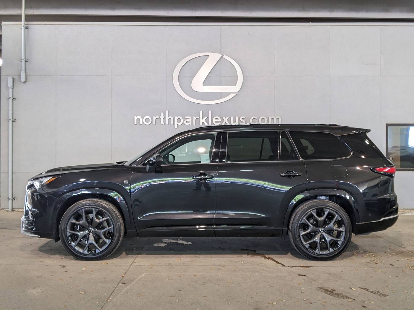 2025 Lexus TX TX 500h F SPORT Premium — SUV — 51 mi — San Antonio, TX