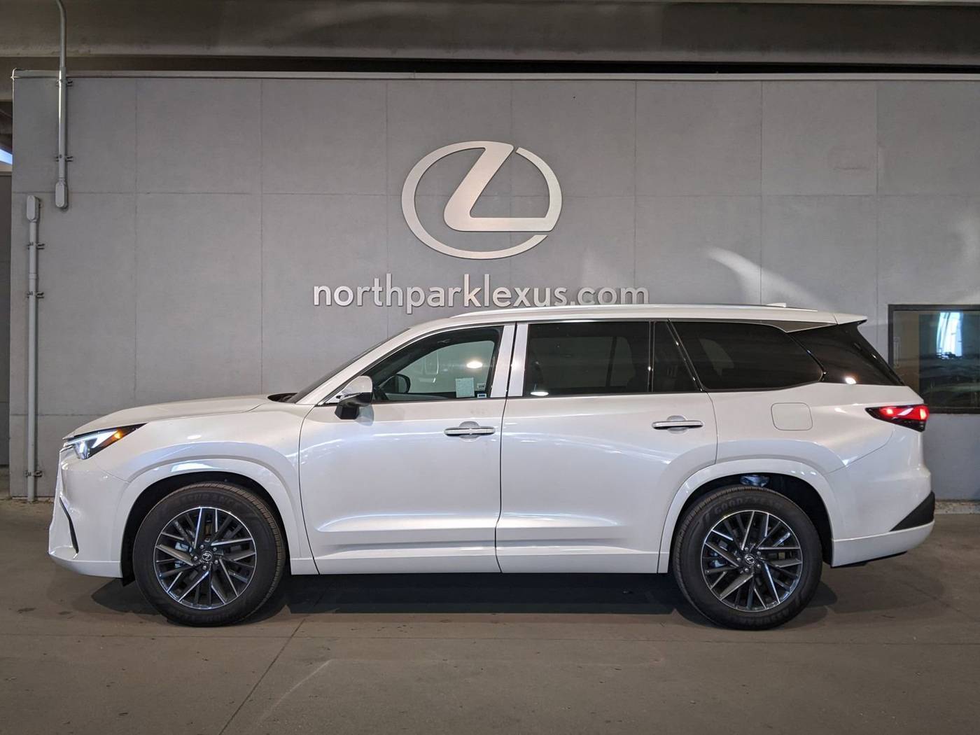 2025 Lexus TX TX 350 Premium — SUV — 202 mi — San Antonio, TX