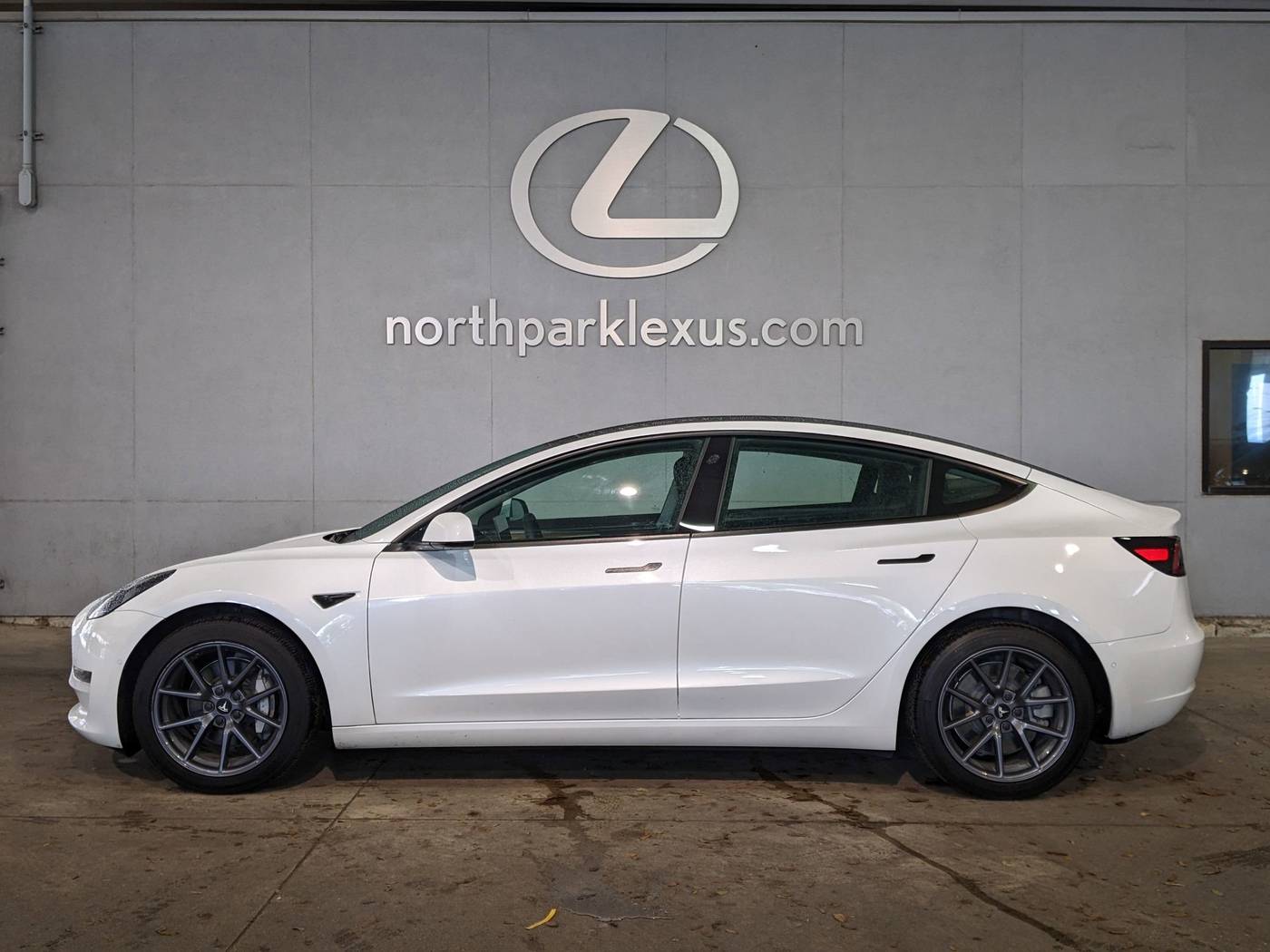 2022 Tesla Model 3 Long Range — Sedan — 23,622 mi — San Antonio, TX
