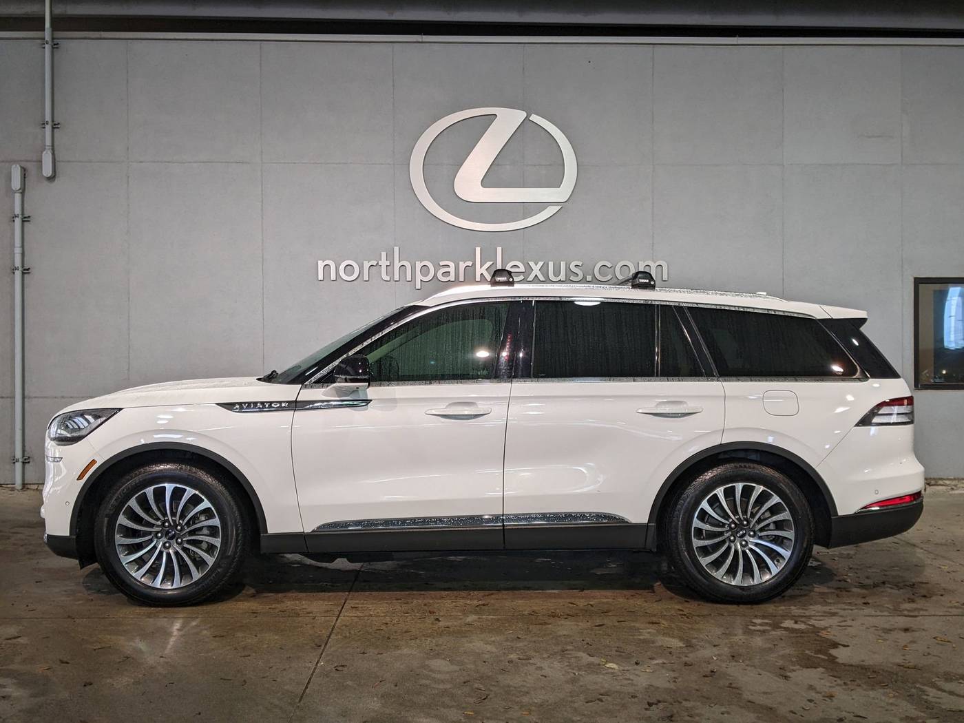 2020 Lincoln Aviator Reserve — SUV — 80,168 mi — San Antonio, TX