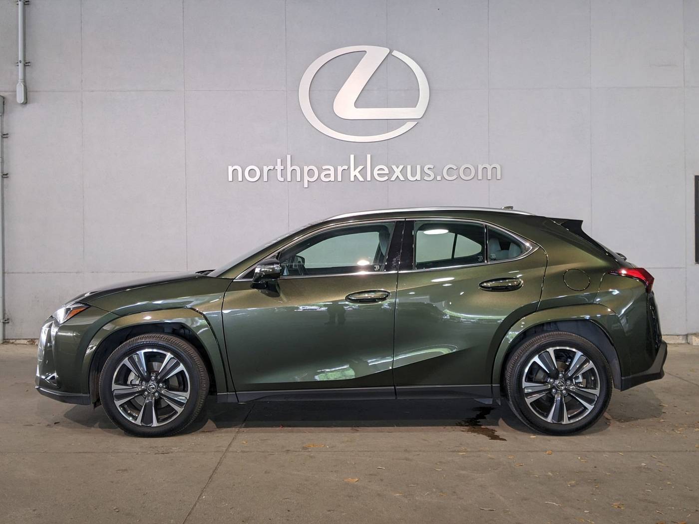 2024 Lexus UX UX 250h Premium — SUV — 15,789 mi — San Antonio, TX