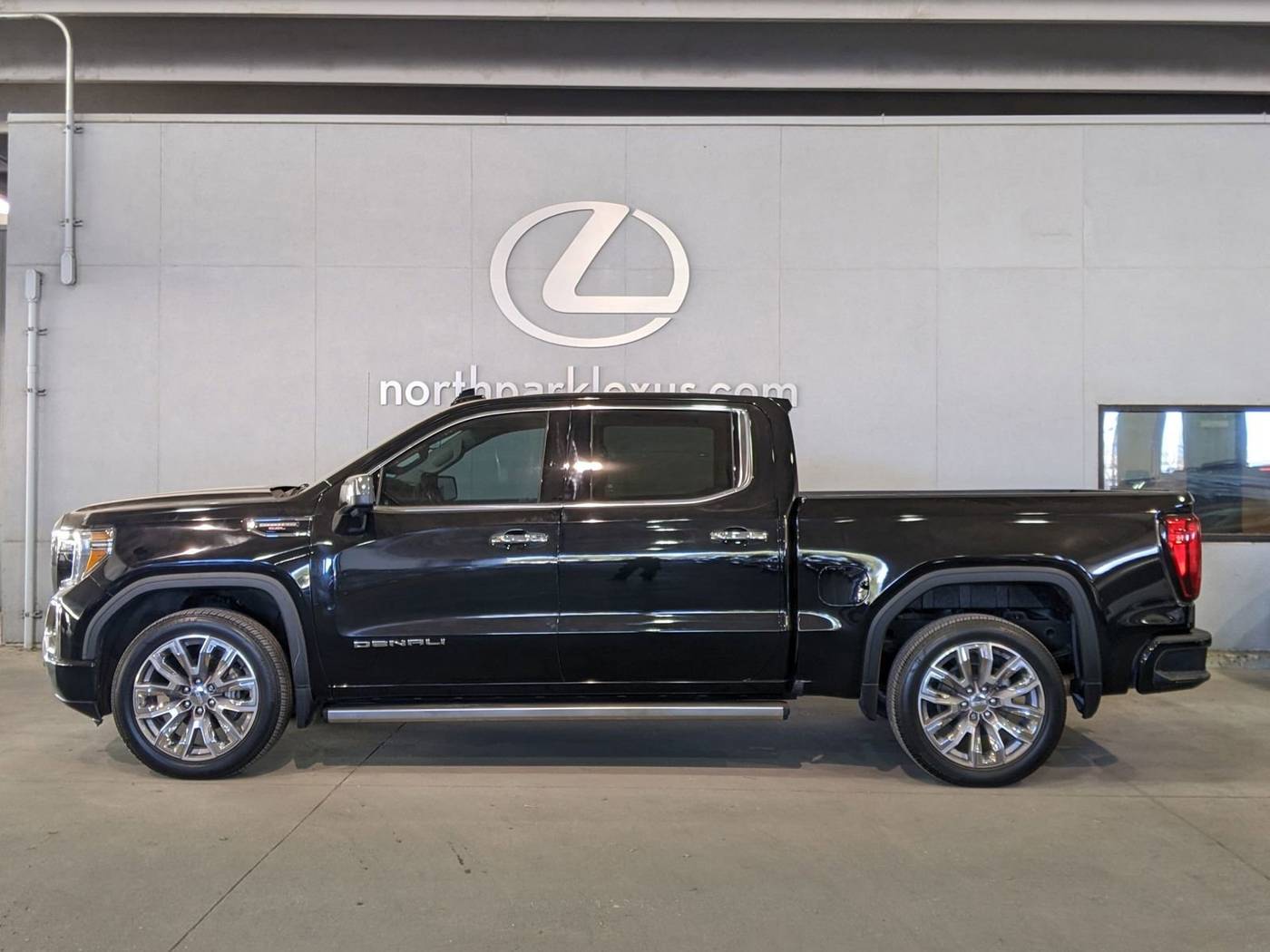 2020 GMC Sierra 1500 Denali — Pickup Truck — 44,568 mi — San Antonio, TX
