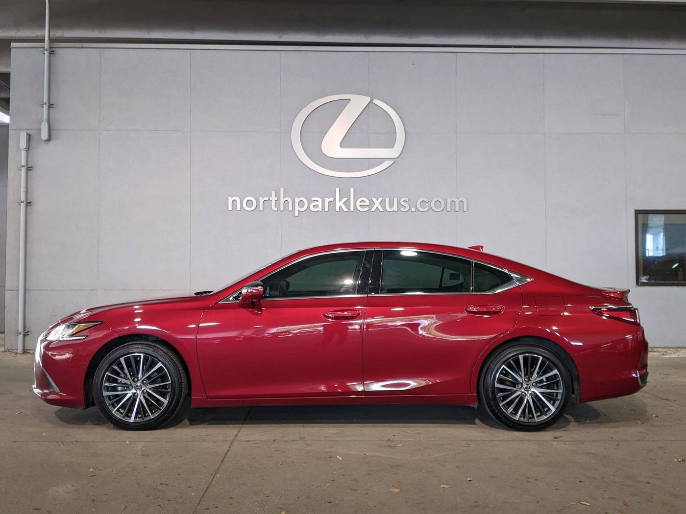 2024 Lexus ES ES 300h — Sedan — 18,046 mi — San Antonio, TX