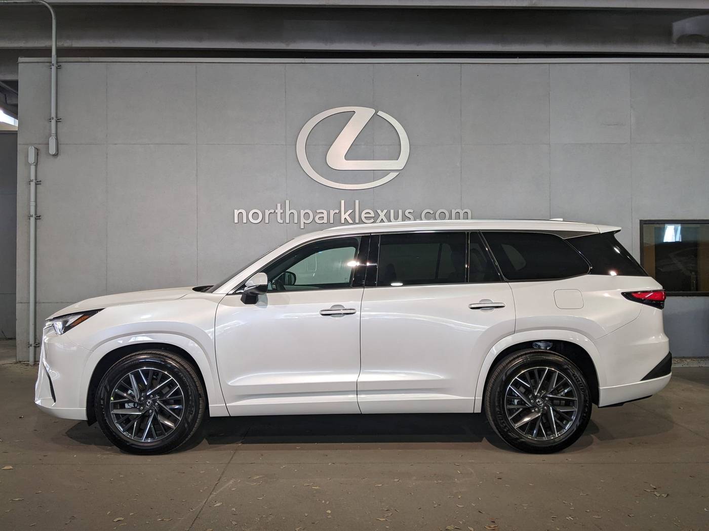 2025 Lexus TX TX 350 Premium — SUV — 221 mi — San Antonio, TX