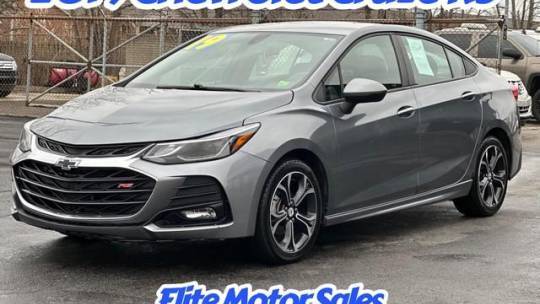 2019 Chevrolet Cruze LT — Sedan — 113,631 mi — Warren, MI
