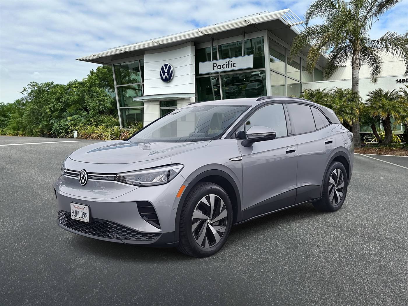 2023 Volkswagen ID.4 Pro — SUV — 16,528 mi — Hawthorne, CA
