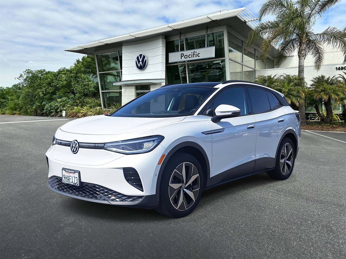 2023 Volkswagen ID.4 S — SUV — 13,799 mi — Hawthorne, CA