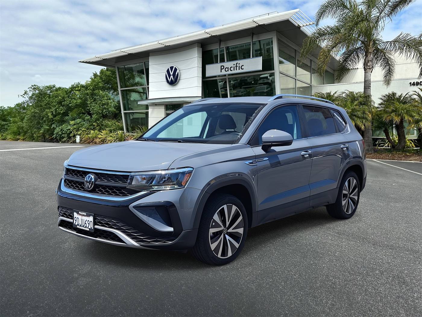 2023 Volkswagen Taos SE — SUV — 24,275 mi — Hawthorne, CA