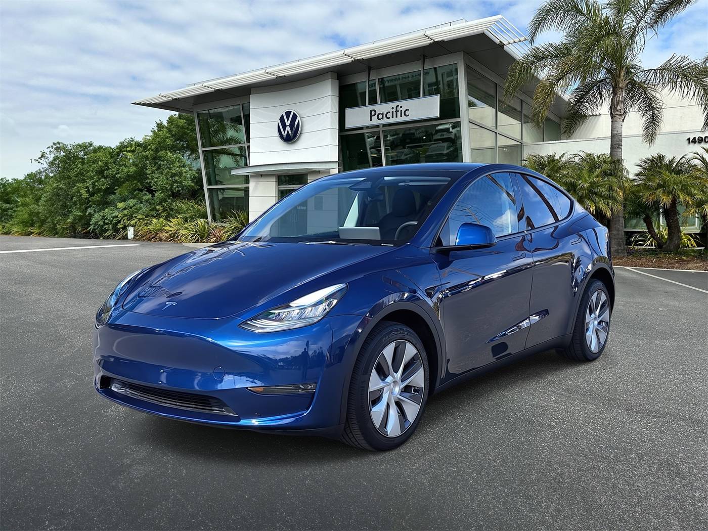 2023 Tesla Model Y Long Range — SUV — 13,113 mi — Hawthorne, CA