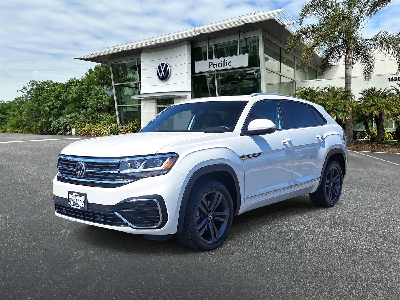 2021 Volkswagen Atlas Cross Sport SE with Technology R-Line — SUV — 37,956 mi — Hawthorne, CA