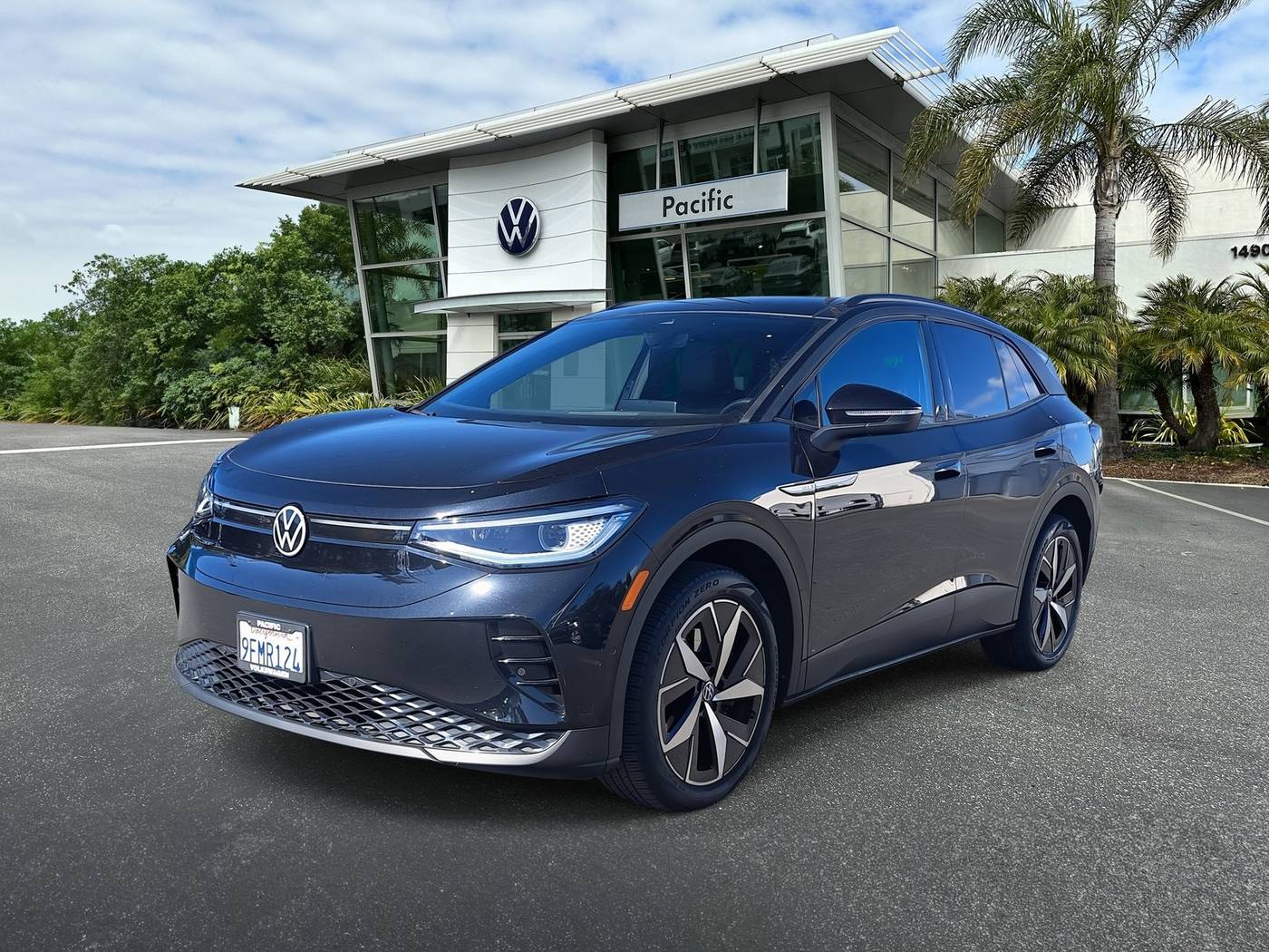 2023 Volkswagen ID.4 S — SUV — 18,985 mi — Hawthorne, CA