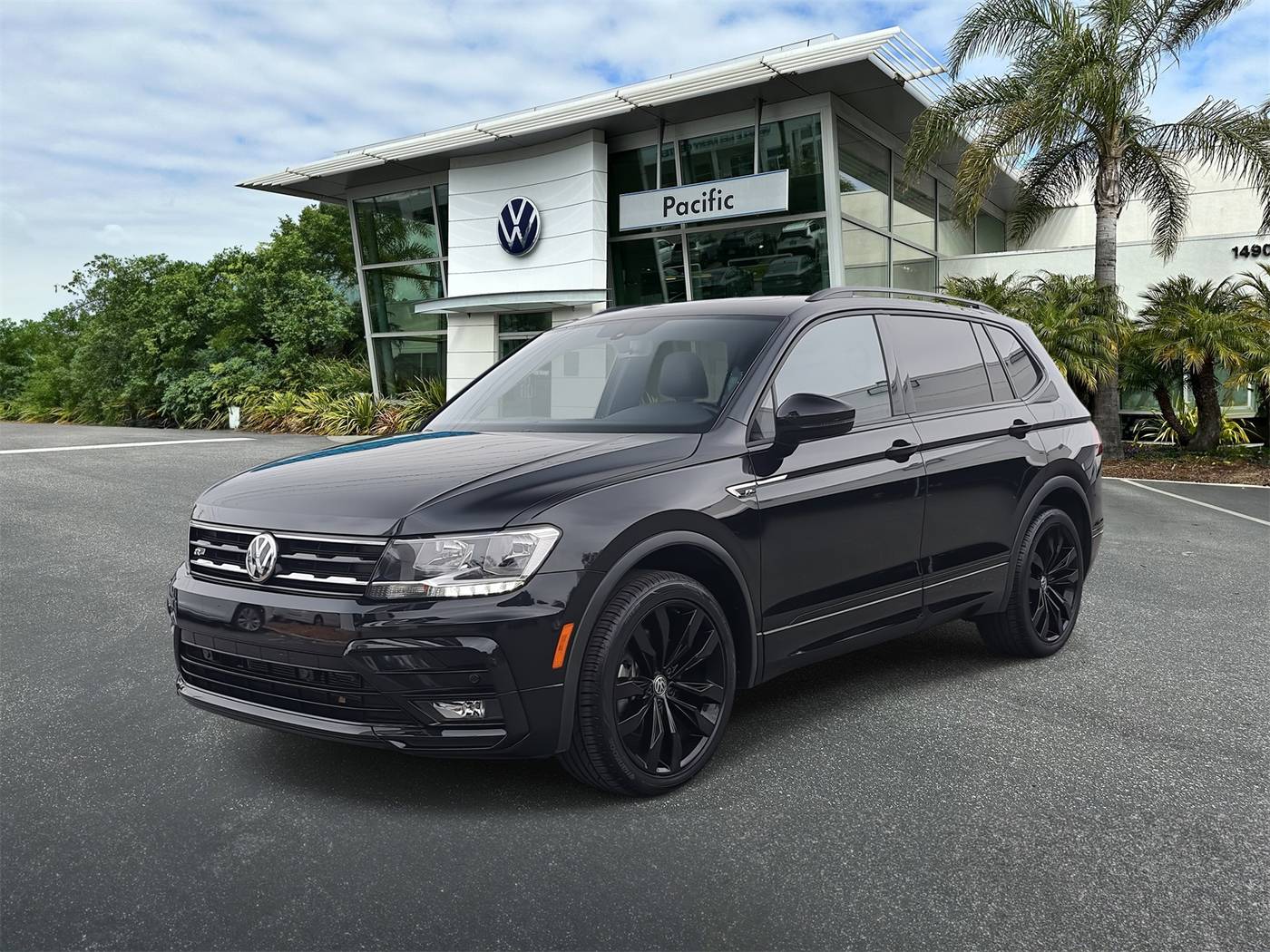 2021 Volkswagen Tiguan SE R-Line Black — SUV — 28,641 mi — Hawthorne, CA