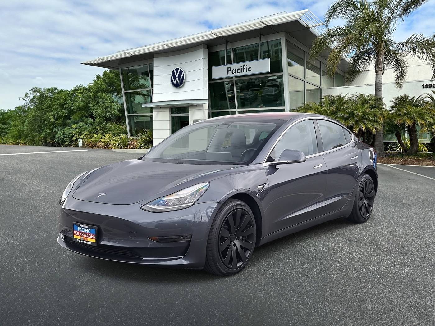 2018 Tesla Model 3 Long Range — Sedan — 13,921 mi — Hawthorne, CA