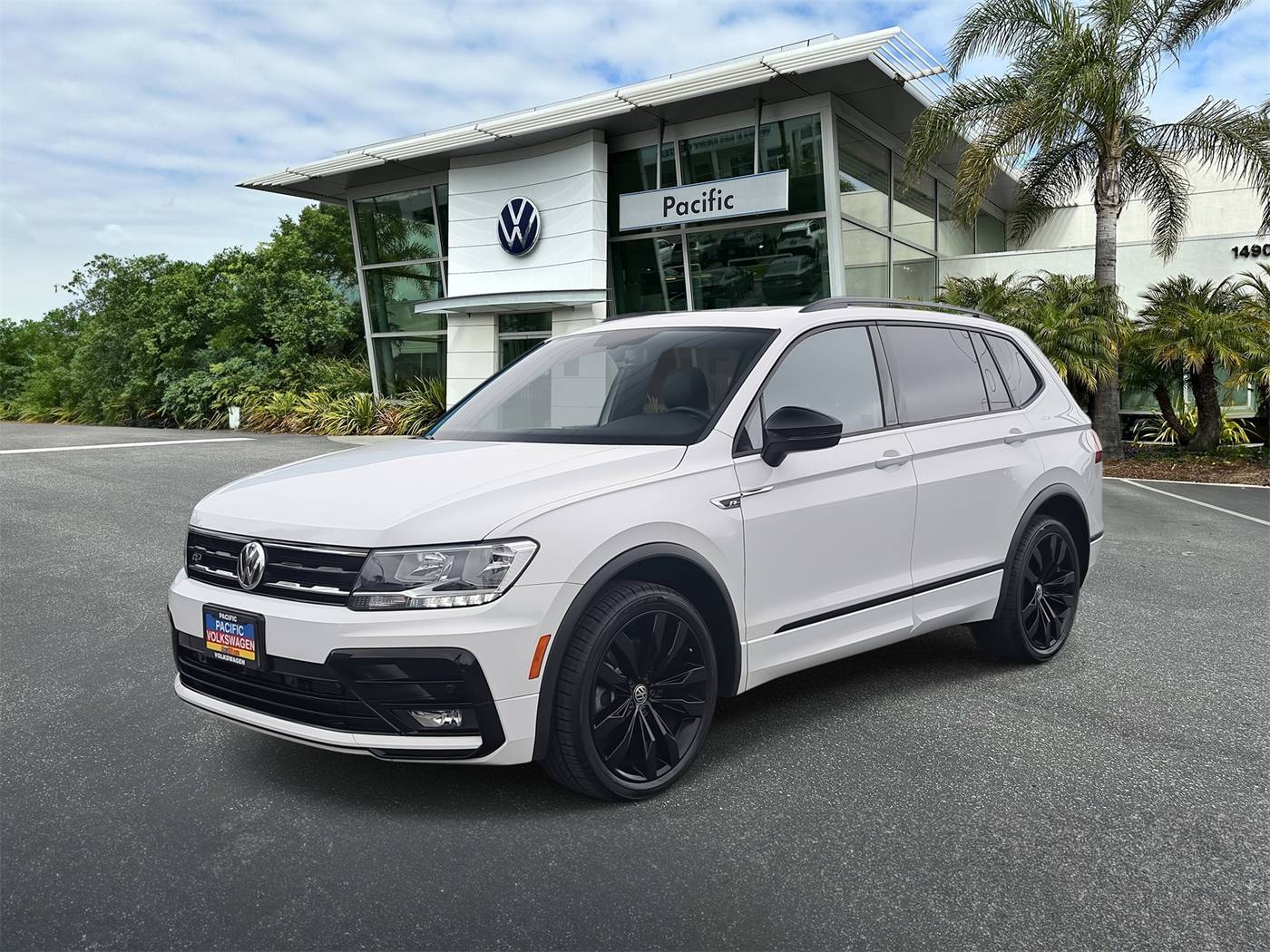 2021 Volkswagen Tiguan SE R-Line Black — SUV — 40,804 mi — Hawthorne, CA