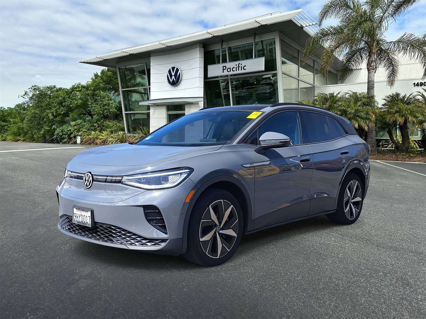 2023 Volkswagen ID.4 Pro S — SUV — 14,485 mi — Hawthorne, CA
