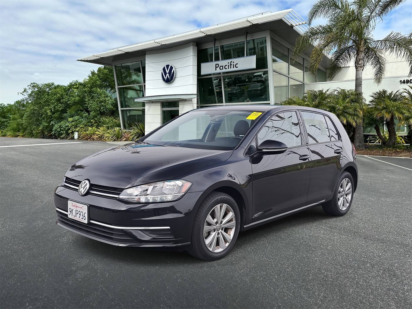 2020 Volkswagen Golf TSI — Hatchback — 28,870 mi — Hawthorne, CA