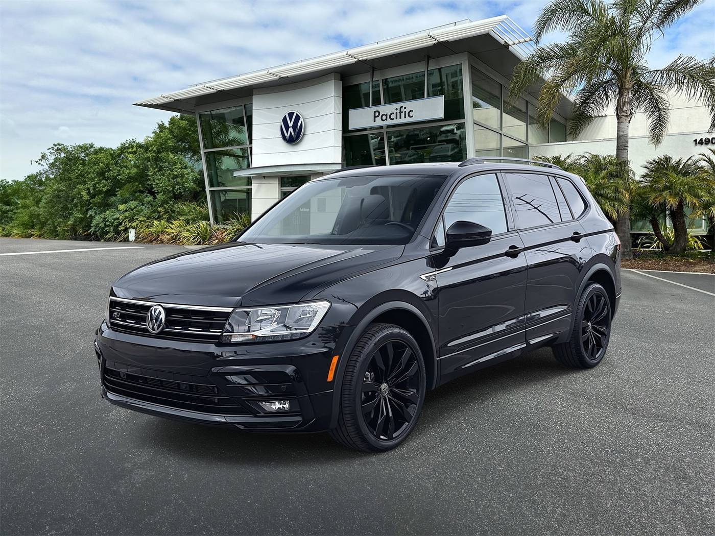 2021 Volkswagen Tiguan SE R-Line Black — SUV — 33,688 mi — Hawthorne, CA