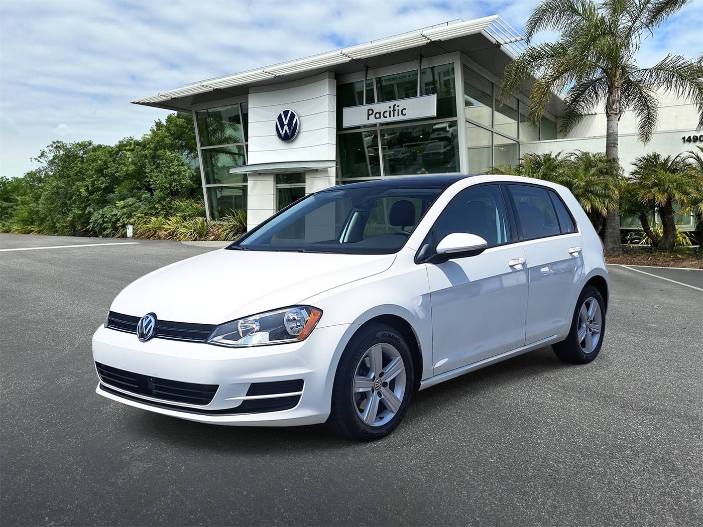 2017 Volkswagen Golf Wolfsburg Edition — Hatchback — 84,237 mi — Hawthorne, CA