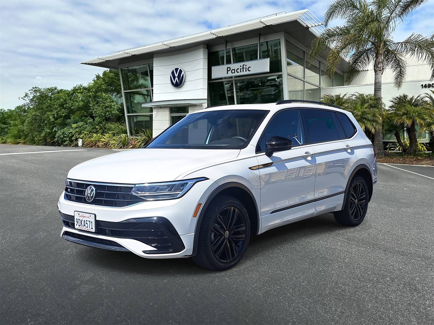 2022 Volkswagen Tiguan SE R-Line Black — SUV — 19,837 mi — Hawthorne, CA