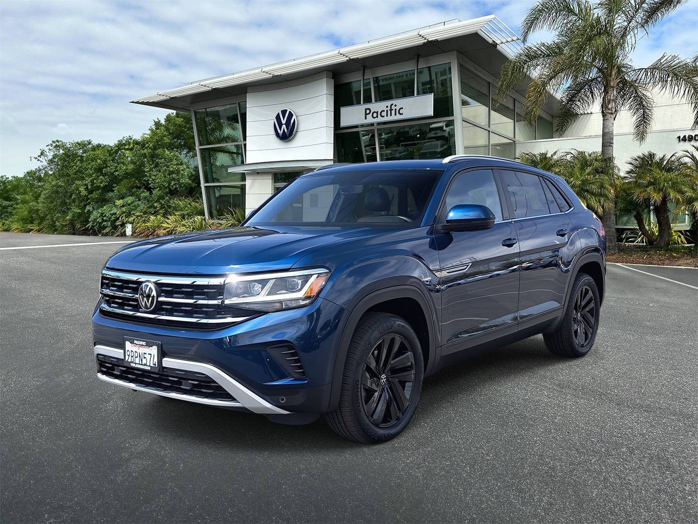 2022 Volkswagen Atlas Cross Sport SE with Technology — SUV — 21,379 mi — Hawthorne, CA
