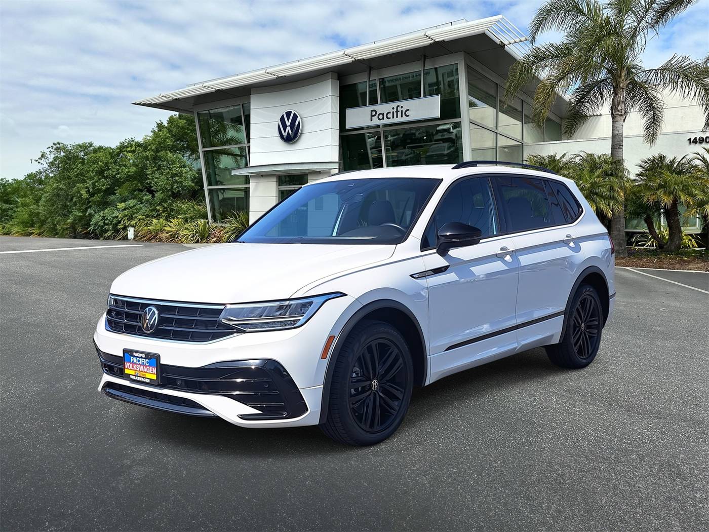 2022 Volkswagen Tiguan SE R-Line Black — SUV — 44,422 mi — Hawthorne, CA