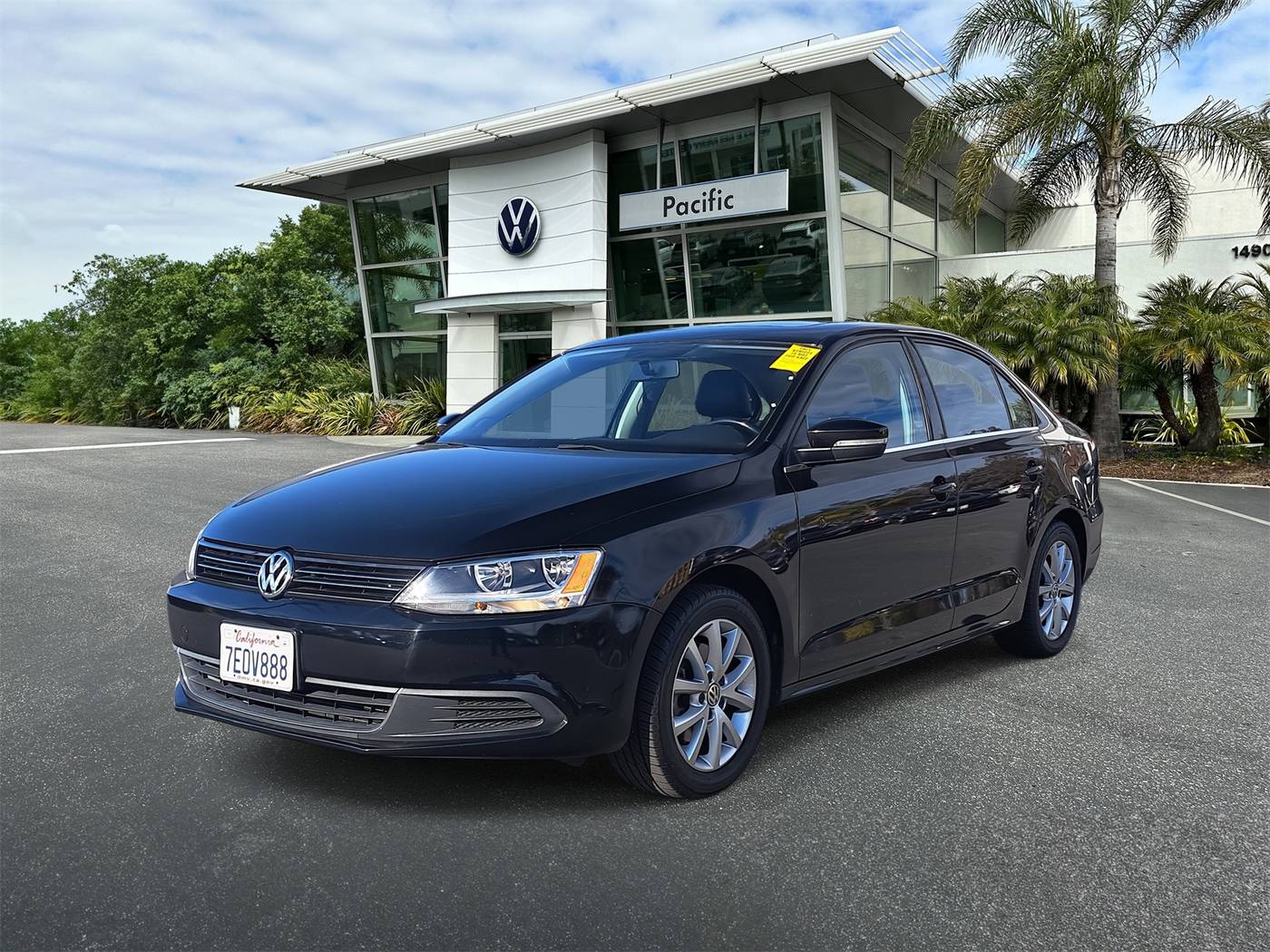 2014 Volkswagen Jetta 1.8T SE — Sedan — 113,355 mi — Hawthorne, CA