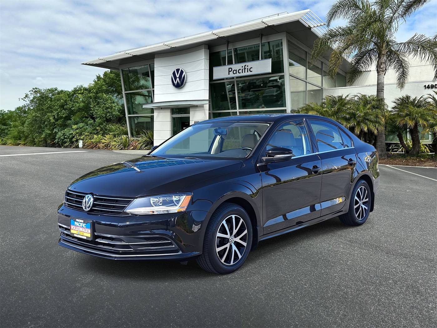 2017 Volkswagen Jetta 1.4T SE — Sedan — 34,670 mi — Hawthorne, CA