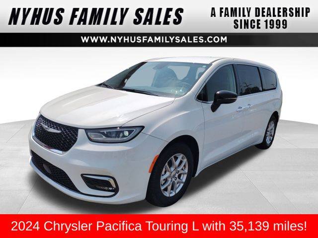 2024 Chrysler Pacifica Touring L — Minivan — 35,138 mi — Perham, MN