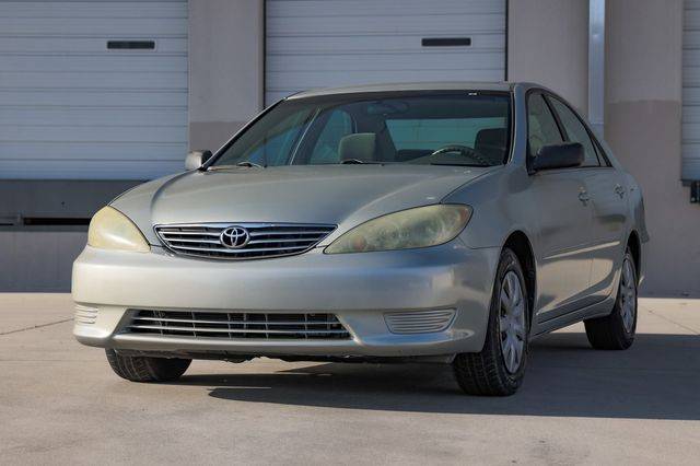 2005 Toyota Camry LE — Sedan — 59,946 mi — Orlando, FL