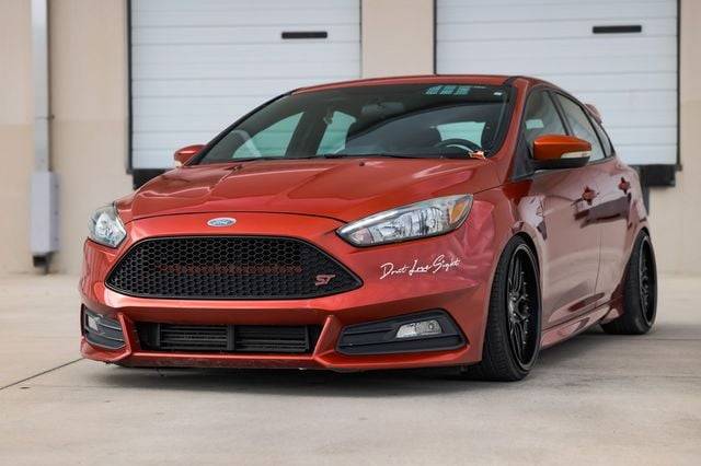 2018 Ford Focus ST — Hatchback — 98,611 mi — Orlando, FL
