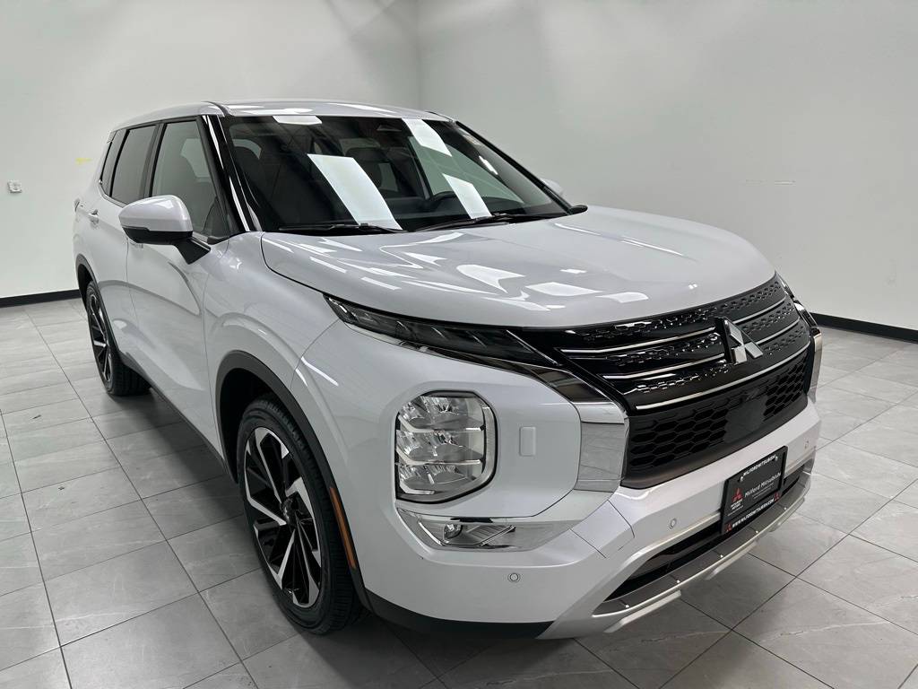 2024 Mitsubishi Outlander SE — SUV — 27,910 mi — Milford, CT