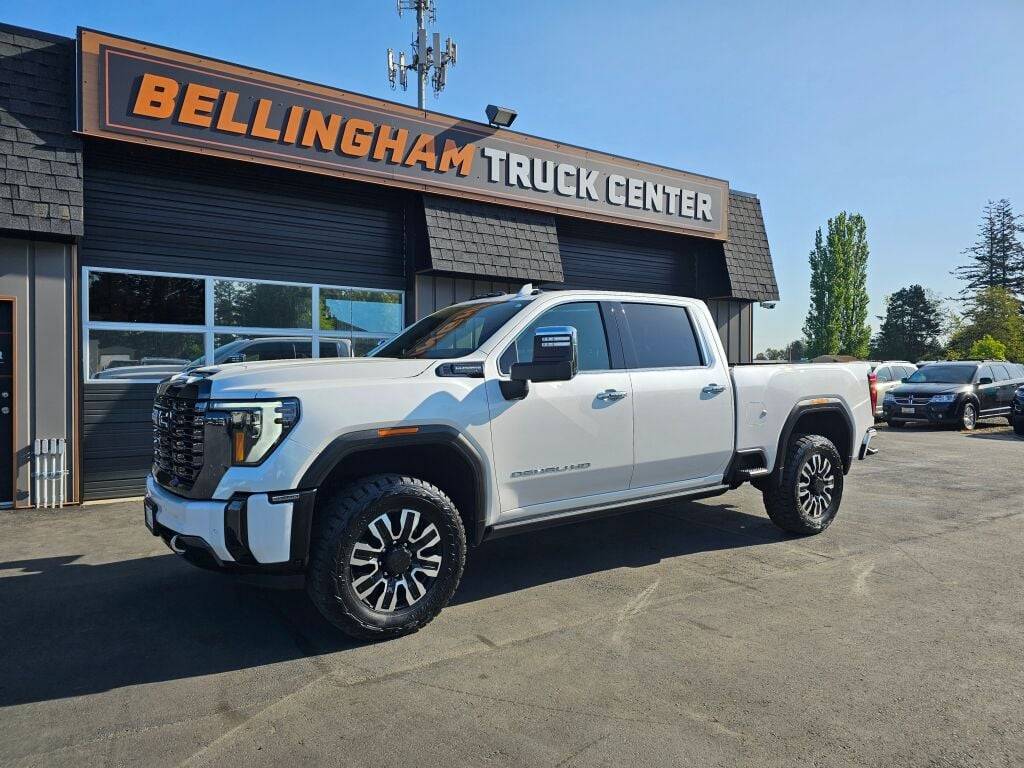 2024 GMC Sierra 3500HD Denali Ultimate — Pickup Truck — 19,043 mi — Lynden, WA