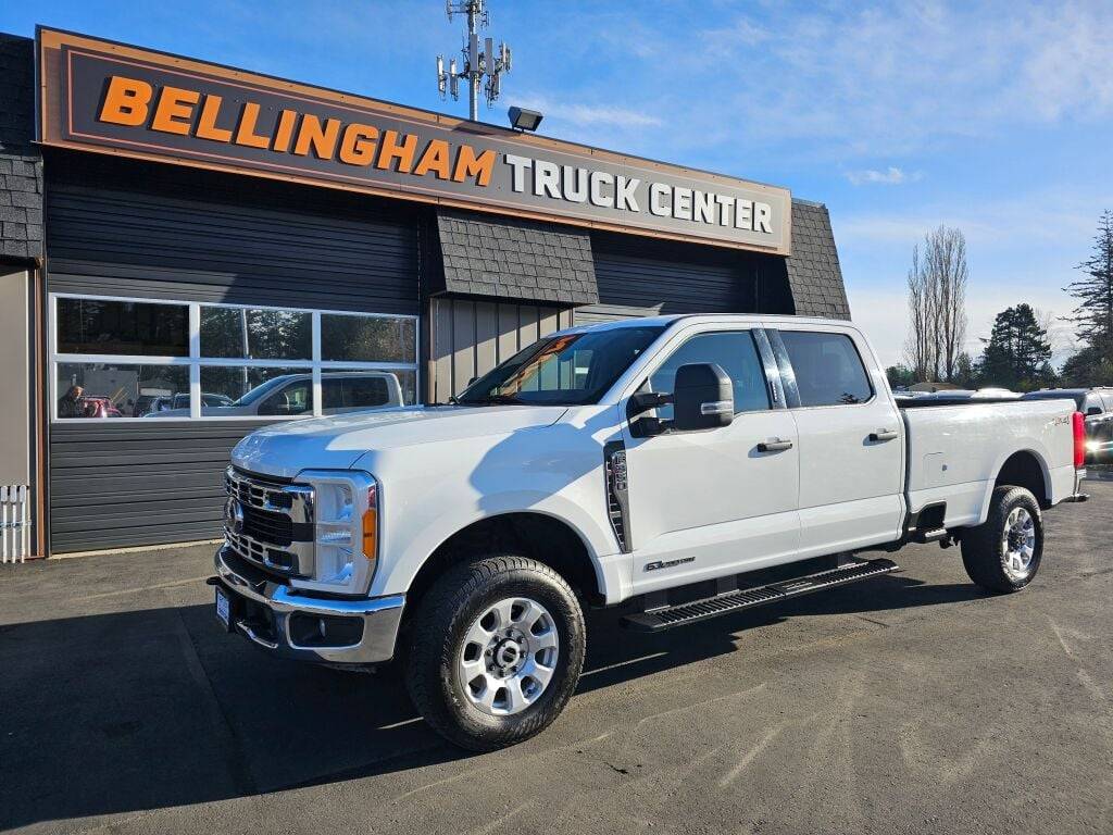 2023 Ford Super Duty F-350 XLT — Pickup Truck — 28,691 mi — Lynden, WA