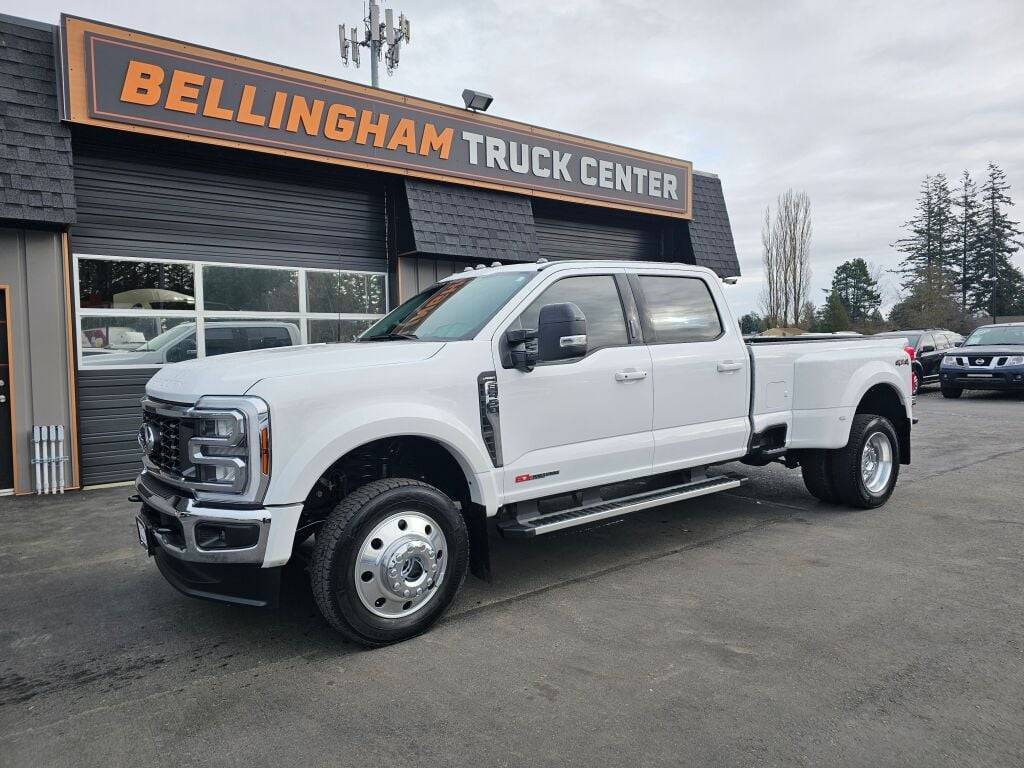 2024 Ford Super Duty F-450 LARIAT — Pickup Truck — 12,731 mi — Lynden, WA
