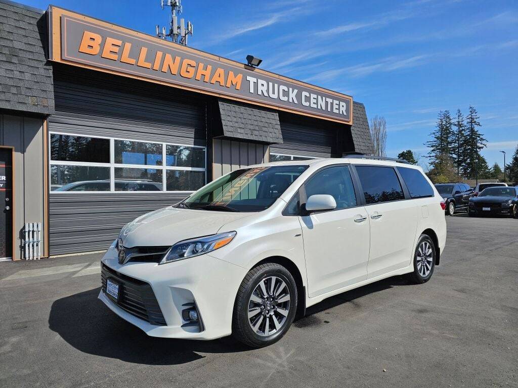 2018 Toyota Sienna XLE Premium — Minivan — 31,844 mi — Lynden, WA