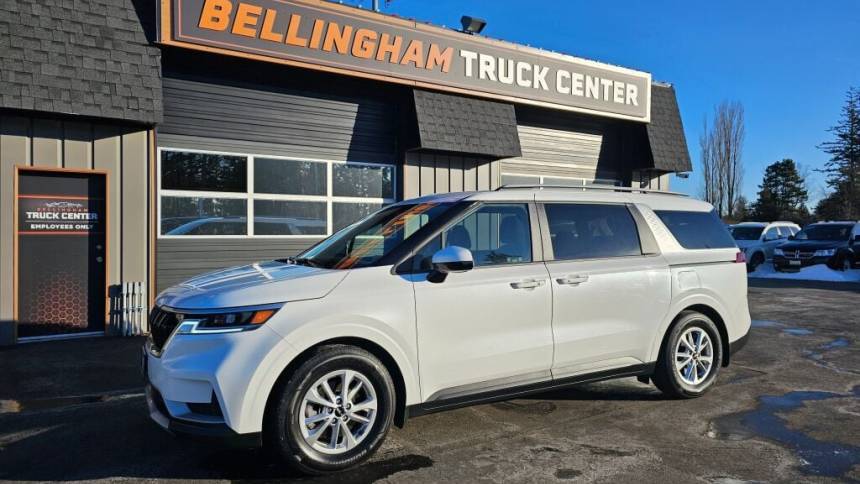 2023 Kia Carnival LXS — Minivan — 23,116 mi — Lynden, WA