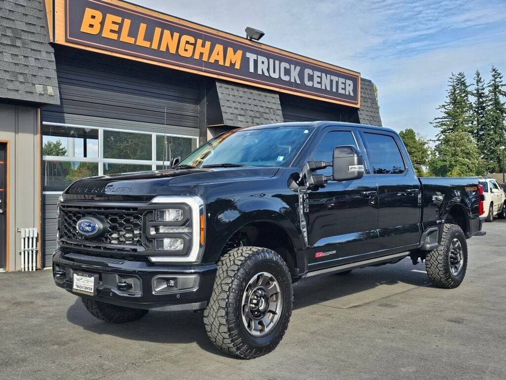 2023 Ford Super Duty F-350 LARIAT — Pickup Truck — 20,547 mi — Lynden, WA