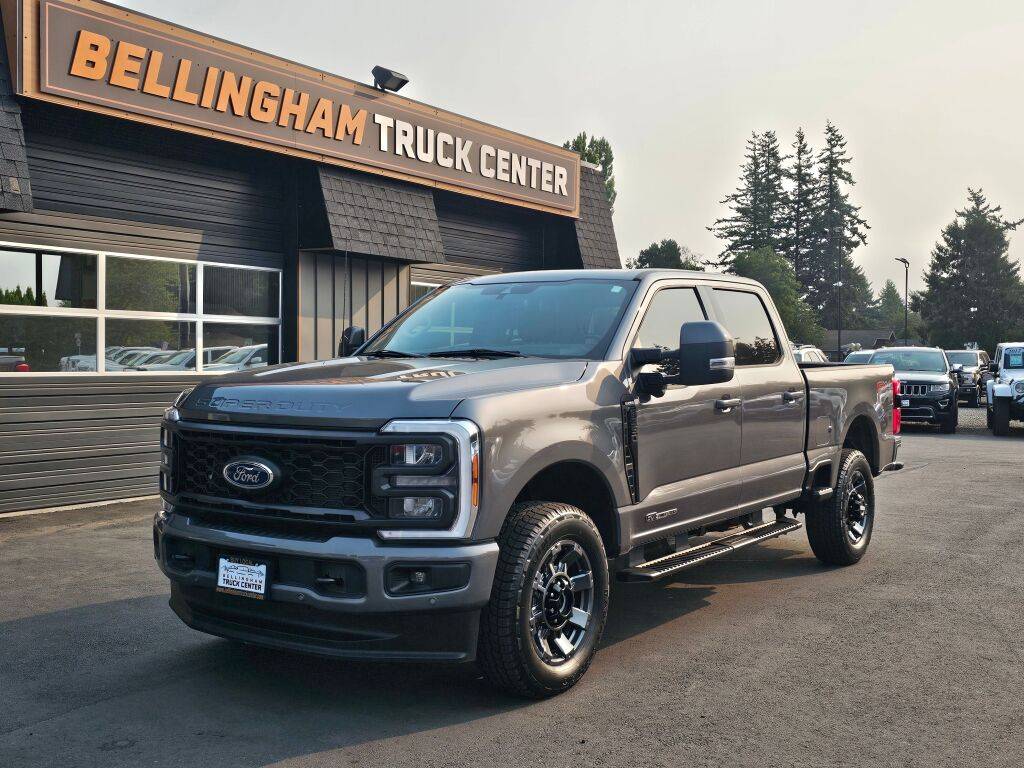 2023 Ford Super Duty F-350 LARIAT — Pickup Truck — 19,408 mi — Lynden, WA