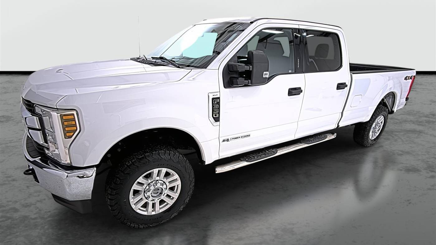 2018 Ford Super Duty F-350 XLT — Pickup Truck — 102,719 mi — Lewisville, TX