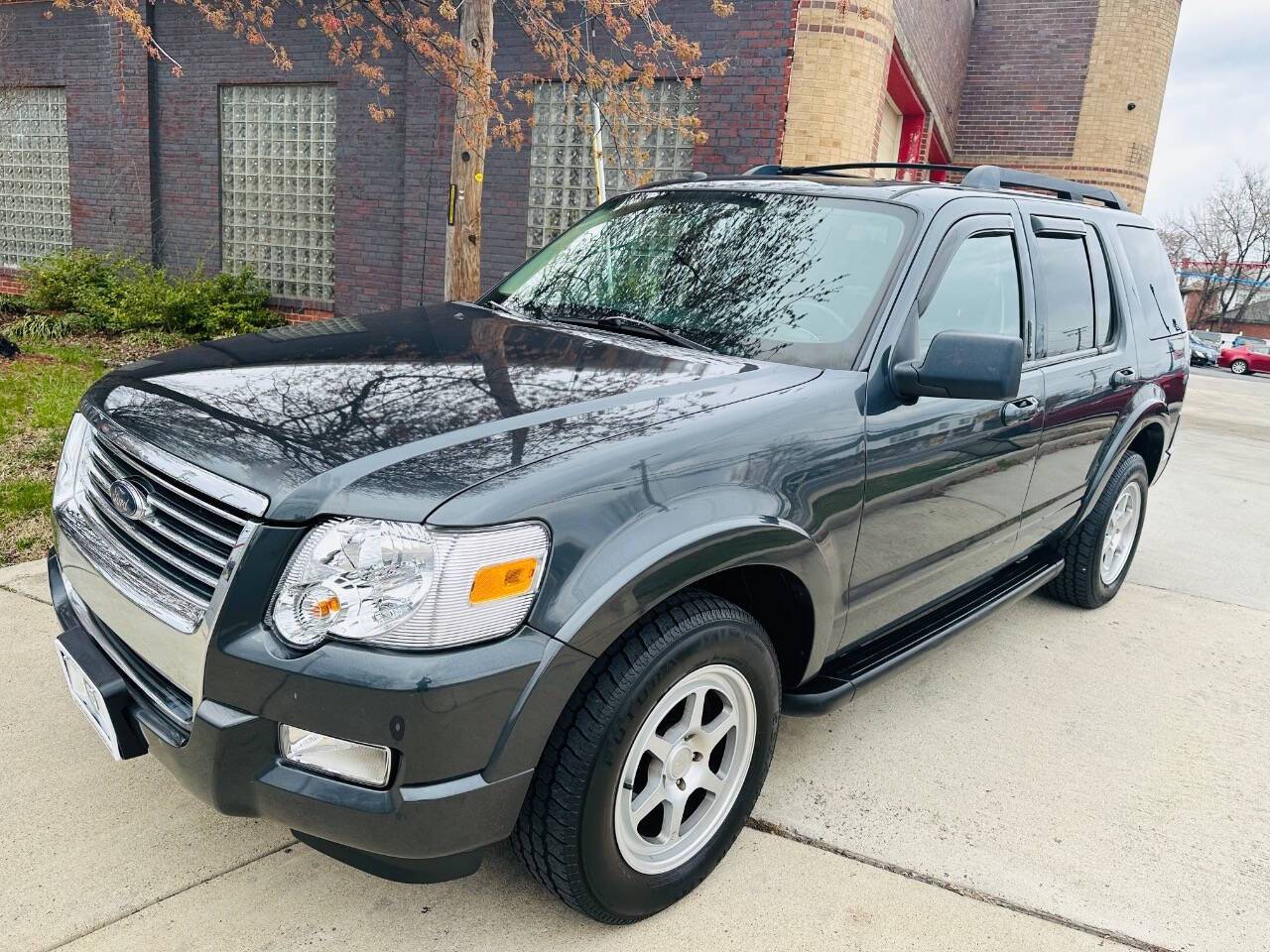 2010 Ford Explorer XLT — SUV — 105,903 mi — Winchester, VA