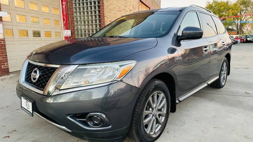 2014 Nissan Pathfinder SV — SUV — 125,160 mi — Winchester, VA
